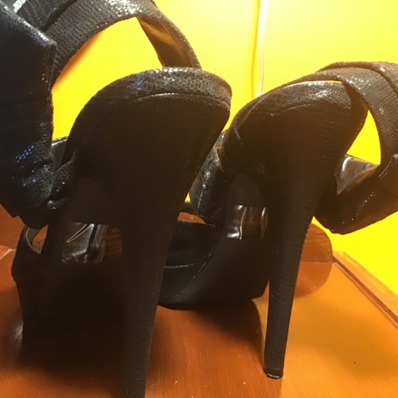 Colin Stuart Black Pumps Snakeskin detail 7.5B - Picture 4 of 7